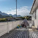 Sundet Lofoten House * Sund (Nordland)