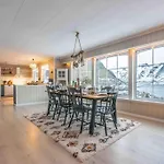 Sundet Lofoten House Feriehus