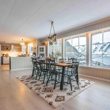 Sundet Lofoten Holiday House Semesterbostad