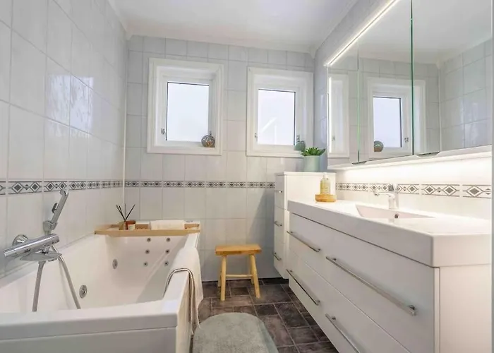Ferienhaus Sundet Lofoten House *